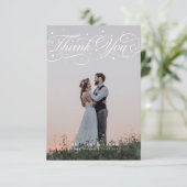Elegantes Script Typografy Dots Wedding Foto Dankeskarte (Stehend Vorderseite)