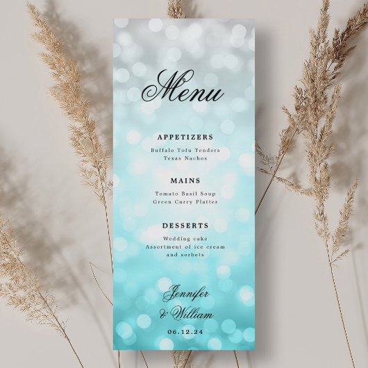 Elegantes Script Wedding Beach Bokeh Lights Menükarte