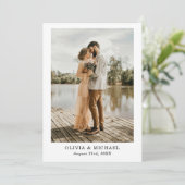 Elegantes Script Wedding Foto Danke Karte (Stehend Vorderseite)