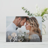 Elegantes Script Wedding Foto Danke Karte (Stehend Vorderseite)