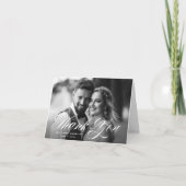 Elegantes Script Wedding Foto Dankeskarte (Vorderseite)