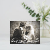Elegantes Script Wedding Foto Vielen Dank Postcard Postkarte (Stehend Vorderseite)