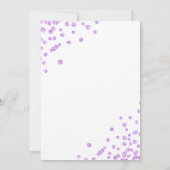 Elegantes Script Wedding Lila Glitzer Confetti Einladung (Rückseite)