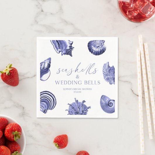 Elegantes Seashells & Wedding Bells Brautparty Serviette (Beispiel)