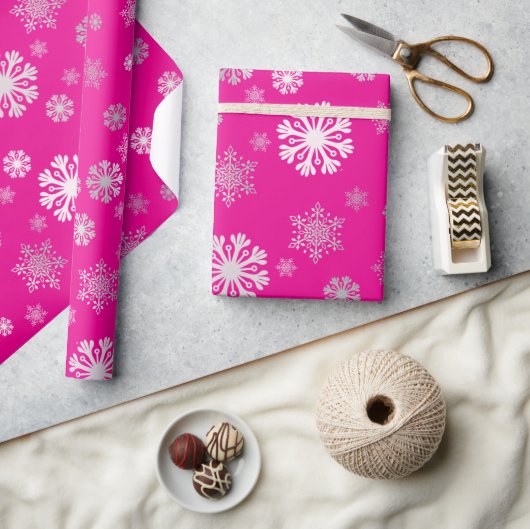 Elegantes silbernes Schneeflocken rosa Wrapping Pa Geschenkpapier (Kunsthandwerk)