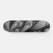Elegantes Silver Fraktal Design Skateboard (Horizontal)