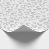 Elegantes Silver Glitzer Leopard Muster Geschenkpapier (Ecke)