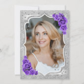 Elegantes Silver Lila Foto 50. Geburtstag Einladung (Rückseite)