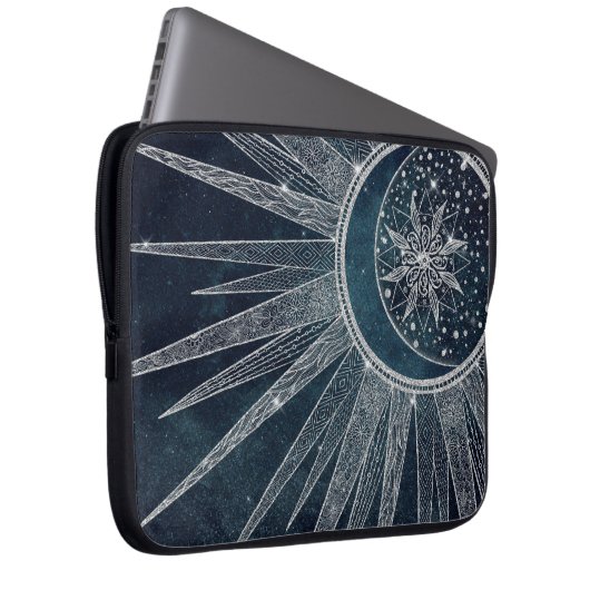 Elegantes Silver Sun Moon Doodle Mandala Blue Desi Laptopschutzhülle (Vorne Rechts)