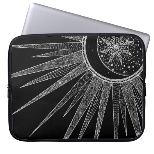 Elegantes Silver Sun Moon Mandala Schwarzes Design Laptopschutzhülle (Vorderseite)