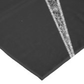 Elegantes Silver Sun Moon Mandala Schwarzes Design Tischdecke (Schrägansicht)