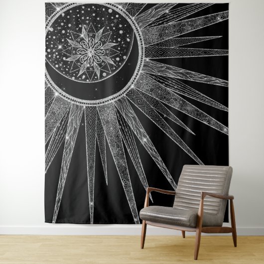 Elegantes Silver Sun Moon Mandala Schwarzes Design Wandteppich (Beispiel)