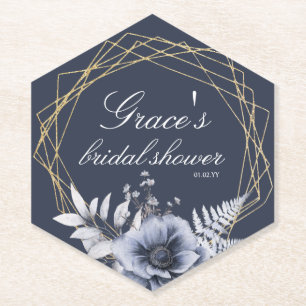 Elegantes Skript Blumiges Dusty Blau Brautbad  Untersetzer