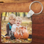 Elegantes Skript "Gesegnet" Benutzerdefiniertes Fo Schlüsselanhänger (Rückseite)