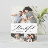 Elegantes Skript Glücklicherweise FotoCollage Than Feiertagskarte (Stehend Vorderseite)