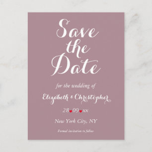 Elegantes Skript-Mauve-Hochzeit-Save-the-Date-Kart Postkarte
