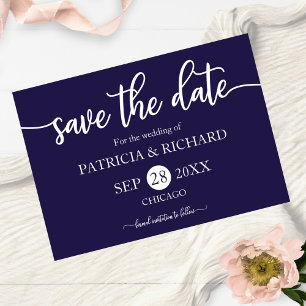 Elegantes Skript Navy Blau Hochzeit Save The Date Postkarte