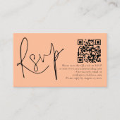 Elegantes Skript Peach QR Code Hochzeit RSVP Begleitkarte (Vorderseite)