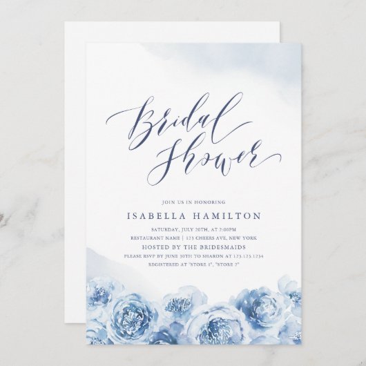 Elegantes Skript staubblaues blühendes Brautparty Einladung (Vorne/Hinten)