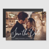 Elegantes Skript und Foto | SAVE THE DATE Magneteinladung (Vorne/Hinten)