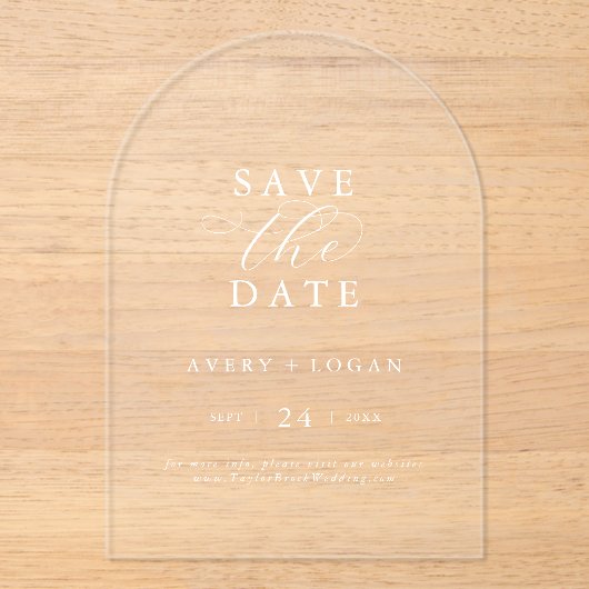 Elegantes Skript White Modern Wedding Save the Dat Acryleinladungen (Vorderseite)