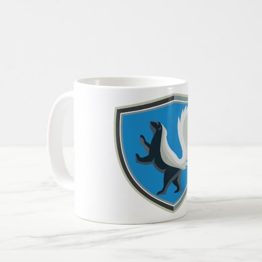 Elegantes Skunk Emblem Wildlife Inspiriert Wappen Kaffeetasse (Vorderseite Links)