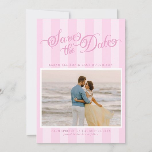Elegantes Striped Pastellrosa Skript Save the Date (Vorderseite)