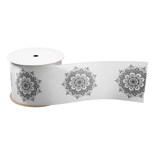 Elegantes symmetrisches Mandala Motif-Design Satinband (Spule)