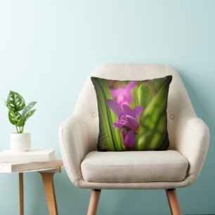 Elegantes Throw Kissen - Lila Iris-Blume