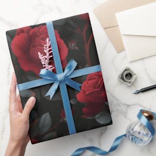 Elegantes tiefrotes Rosen-schwarzes Blumenmuster Geschenkpapier