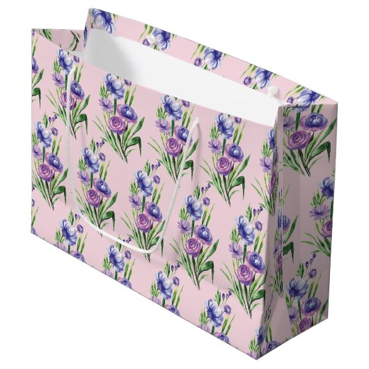 Elegantes trendy Lila Blumenmuster Große Geschenktüte (Vorderseite Schrägansicht)
