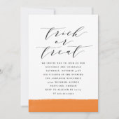 Elegantes Trick oder Treat Script-Halloween-Party Einladung (Vorderseite)