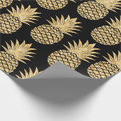 Elegantes tropisches Schwarz-und Goldananas-Muster Geschenkpapier (Ecke)