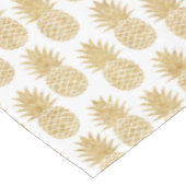 Elegantes tropisches weißes Goldananas-Muster Tischdecke (Schrägansicht)