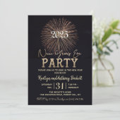Elegantes Typografie-Silvester-Party Einladung (Stehend Vorderseite)