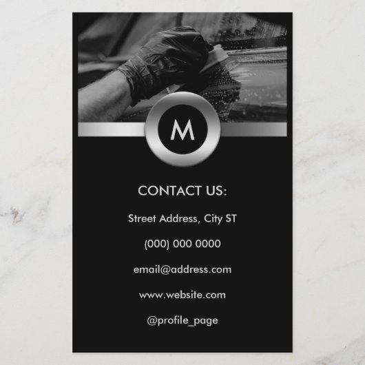 Elegantes und berufliches Auto mit Angaben zum Fly Flyer (Hinten)