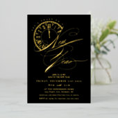 Elegantes und modernes New Year's Silver Party Folieneinladung (Stehend vorne)