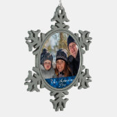 Elegantes und modernes Tartan Kariertes Foto Schneeflocken Zinn-Ornament (Links)