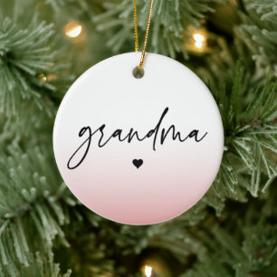 Elegantes und subtile rosa Grandma-Script-Geschenk Keramik Ornament