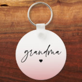 Elegantes und subtile rosa Grandma-Script-Geschenk Schlüsselanhänger (Vorderseite)