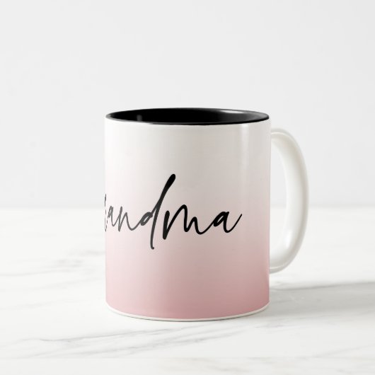 Elegantes und subtile rosa Grandma-Script-Geschenk Zweifarbige Tasse (VorderseiteRechts)