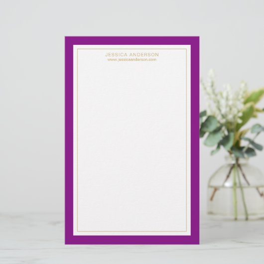 Elegantes und weibliches Lila Gold Personalisiert Briefpapier (Stehend Vorderseite)
