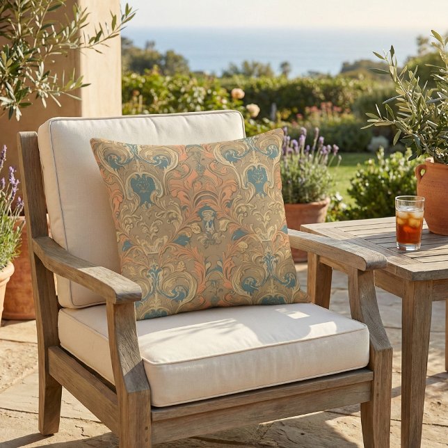 Elegantes Vintages Kissen im Außenbereich (Von Creator hochgeladen)