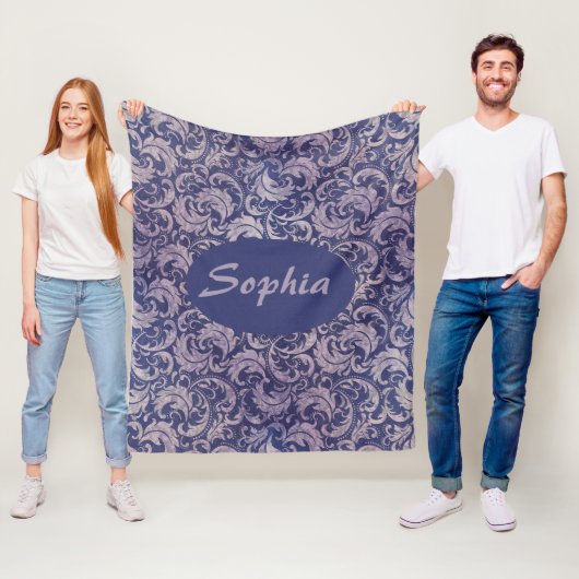 Elegantes, Vintages Lila Damask-Muster Fleecedecke (Beispiel)