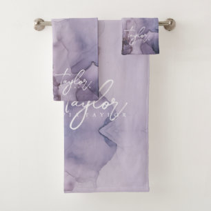 Elegantes Wasserfarben Lila Name Badetuch Badhandtuch Set