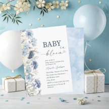 Elegantes Watercolor Baby in blauen Blumen B