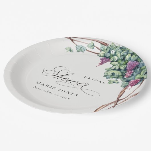 Elegantes Watercolor Grapevine Foliage Brautparty Pappteller (Schrägansicht)