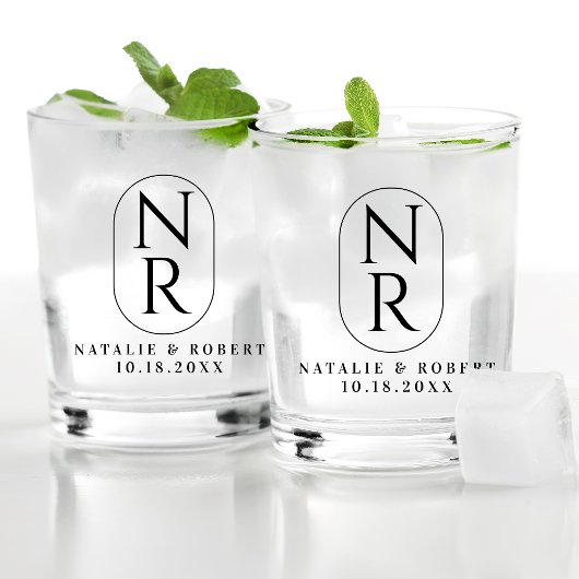 Elegantes Wedding Monogram Modernes Minimalistisch Whiskyglas