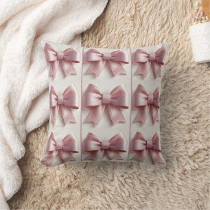 Elegantes, weich rosa Kissen mit Kissen - schick &