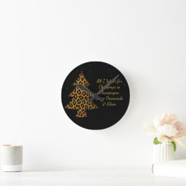 Elegantes Weihnachtsbaum-Design mit Leopardendruck Runde Wanduhr